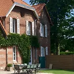 Holiday home Du Briquet D'artois *